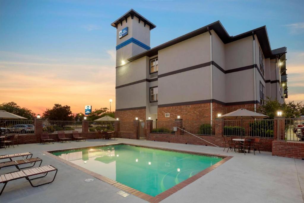 Best Western Plaquemine Inn Ngoại thất bức ảnh