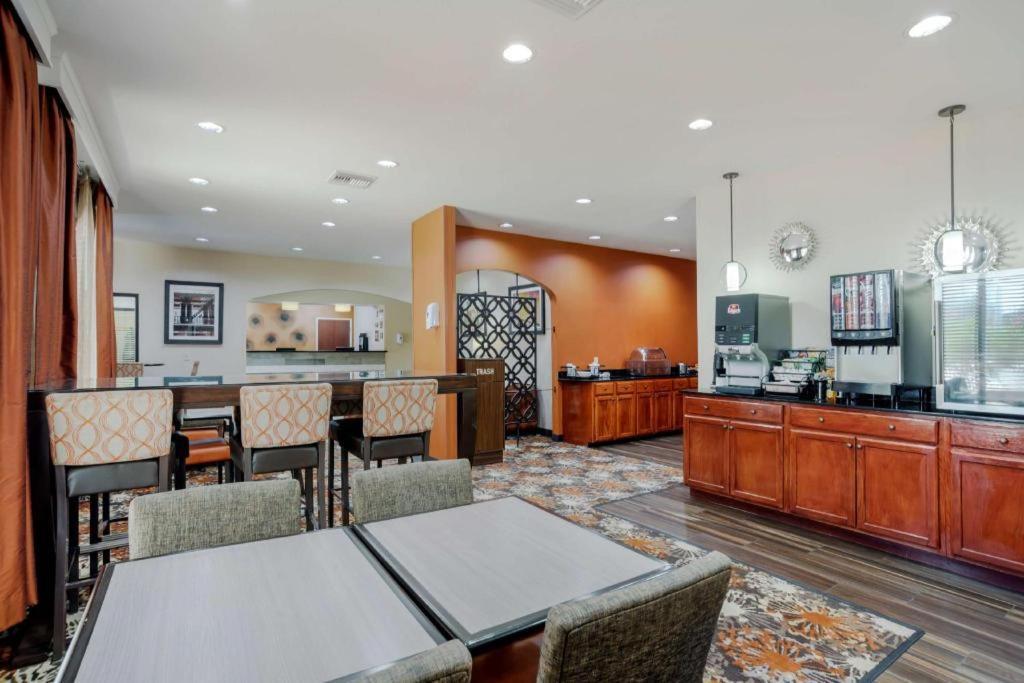 Best Western Plaquemine Inn Ngoại thất bức ảnh